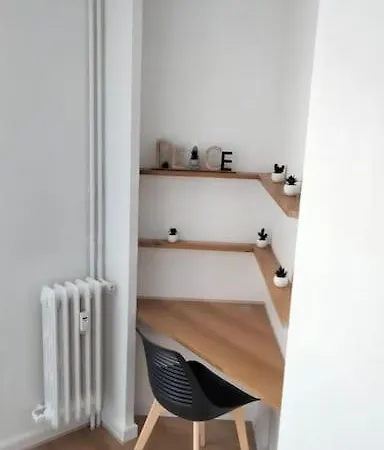 Appartement Terre Et Mer Hyeres Exterior photo